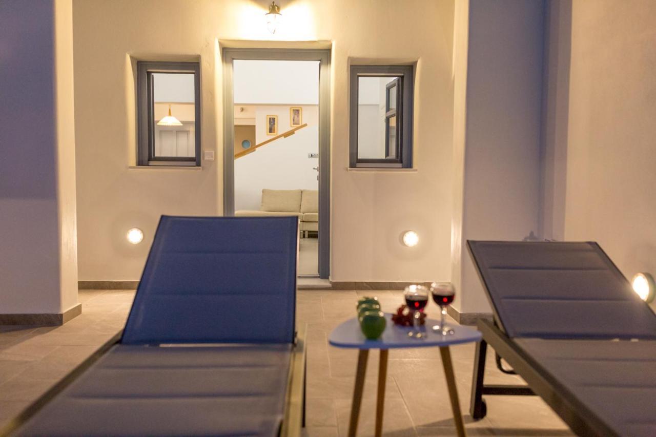 Luxe Maroussi Villas 피르고스 외부 사진