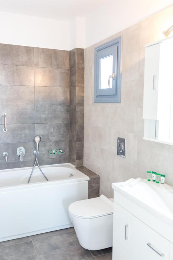 Luxe Maroussi Villas 피르고스 외부 사진